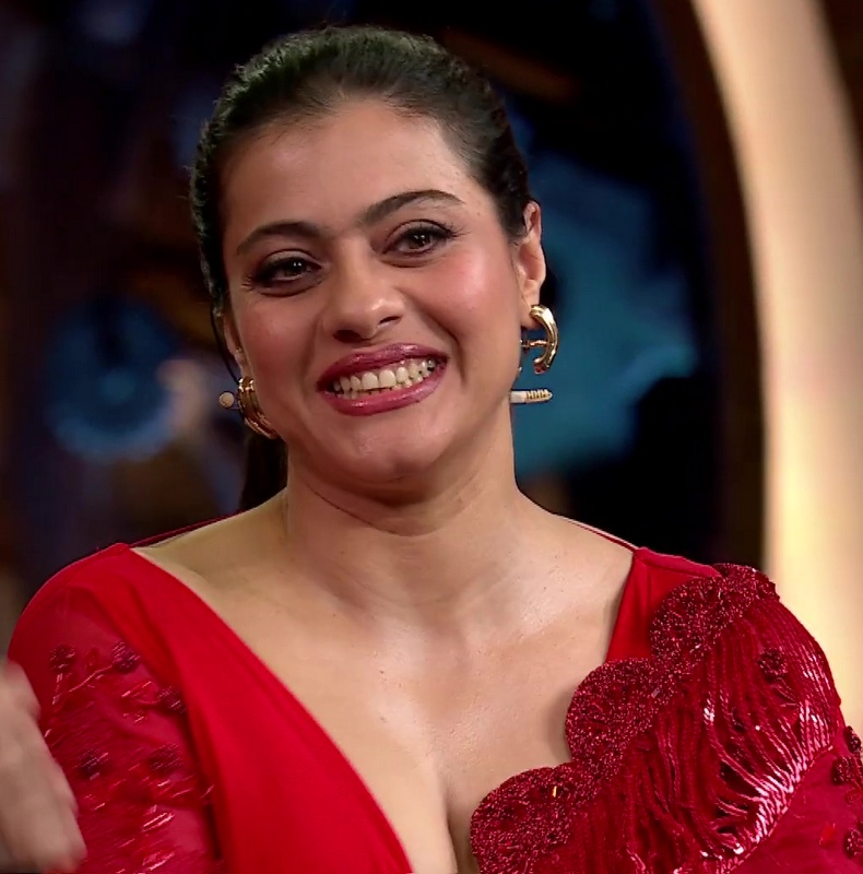 Milf Kajol Super Hot Huge Boobies Naughty Expressions And Cleavage In Tv Show